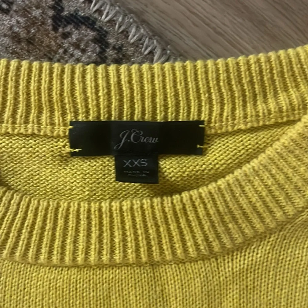 J. Crew Mustard Yellow Sweater Women’s Size XXS Crewneck Bell Sleeves